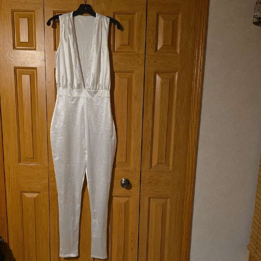 Elegant White Jumpsuit